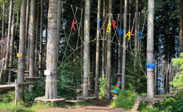 Eingang zum Kletterwald am Grüntensee