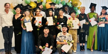 Gruppenbild einer Abschlussklasse Abschlussklasse 2022